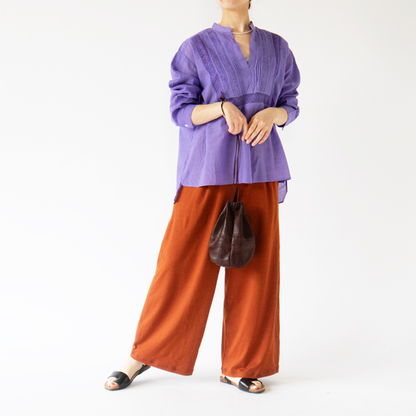 コーディネートの主役になるブラウスです コーディネートの主役になるブラウスです