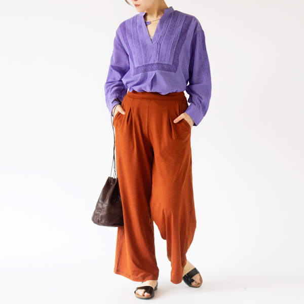 コーディネートの主役になるブラウスです コーディネートの主役になるブラウスです