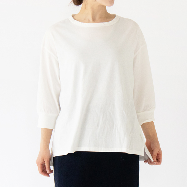 身長162cm・WHITE