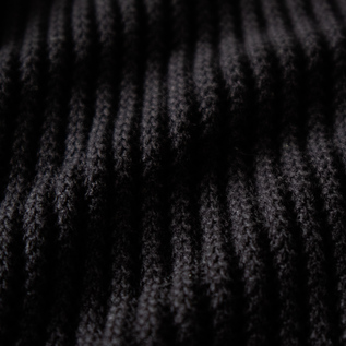 BLACK BLACK