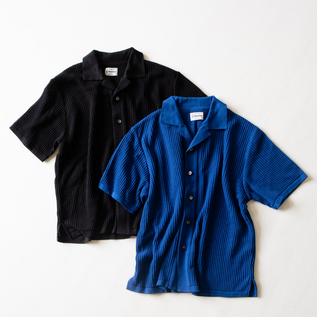 左:BLACK、右:BLUE 左:BLACK、右:BLUE