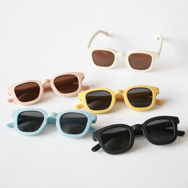 キッズサングラス CREAM 02 キッズサングラス CREAM 02