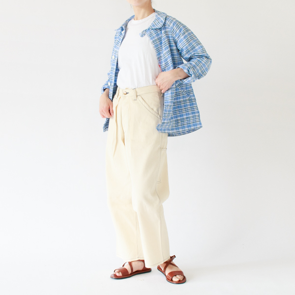 身長162cm、サイズ0着用