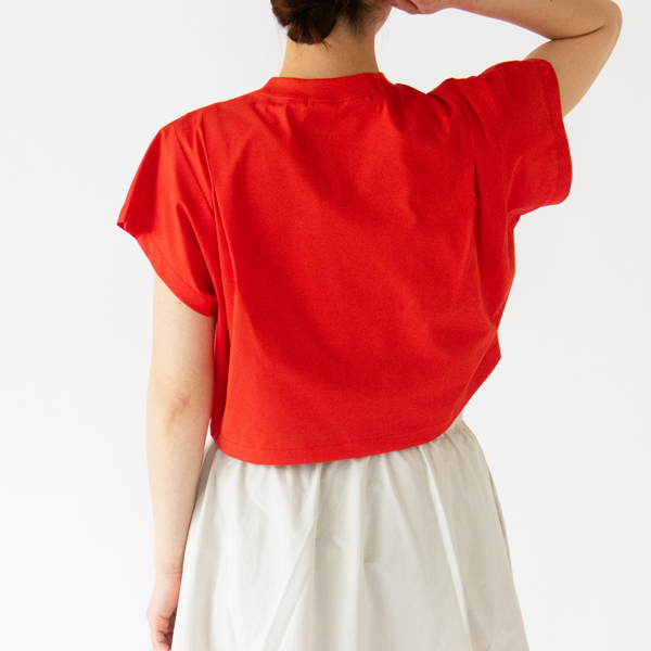 身長162cm・RED