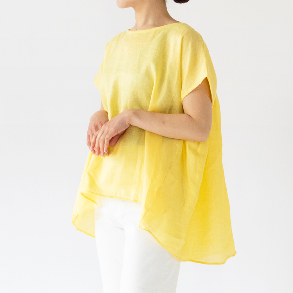 身長162cm・YELLOW