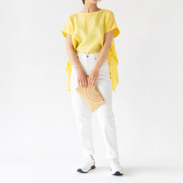 身長162cm・YELLOW