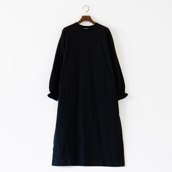 40リバーシブル天竺　ロングスリーブワンピース(BLACK)
