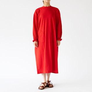 RED・身長162cm