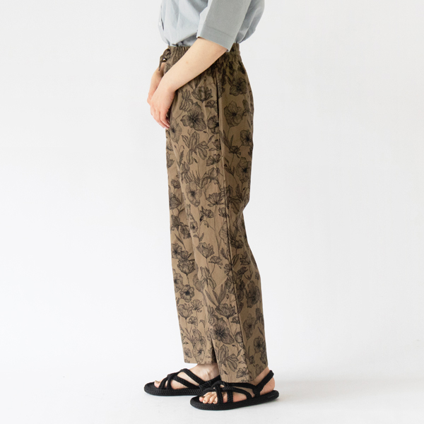 身長162cm・BROWN