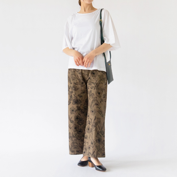 身長162cm・BROWN