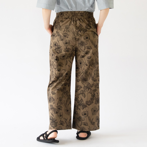 身長162cm・BROWN