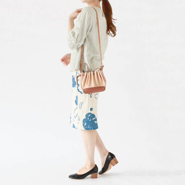 身長162cm(ECRU&BLUE)