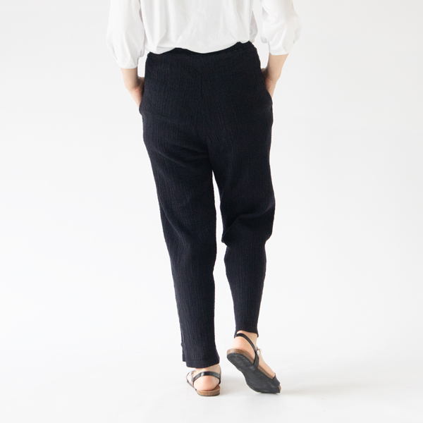 身長：162cm(漆黒色)
