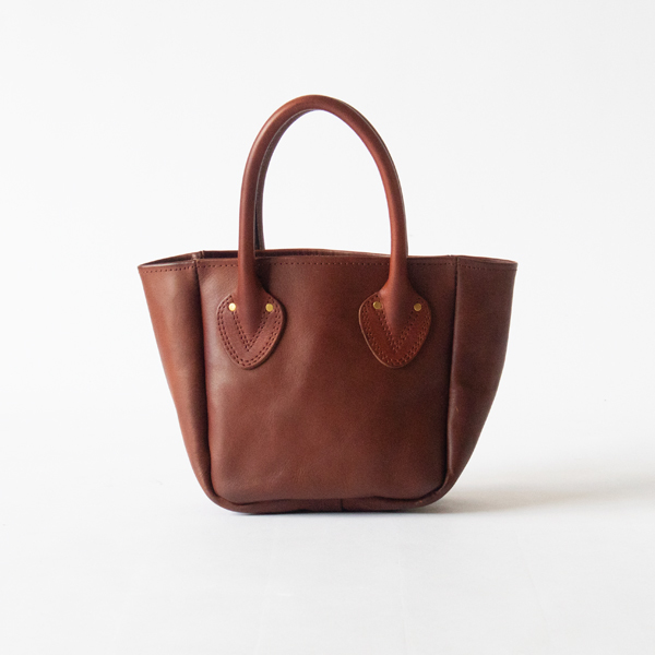 VASCOのトートバッグ トートバッグ LEATHER OLD TOTE BAG SMALL／vasco（ヴァスコ）｜愛着を