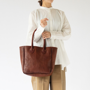 トートバッグ LEATHER OLD TOTE BAG MEDIUM／vasco（ヴァスコ）｜愛着