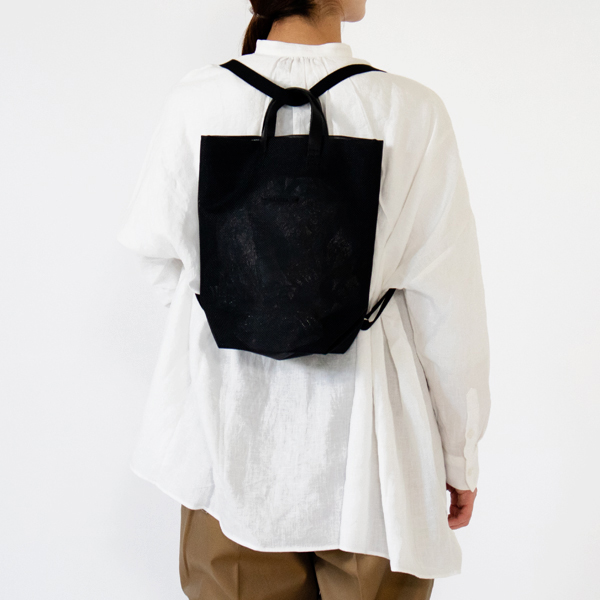 バックパックとして(BLACK・身長162cm)