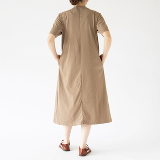 BEIGE・身長162cm BEIGE・身長162cm