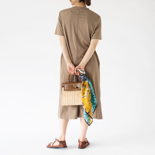 BEIGE・身長162cm BEIGE・身長162cm