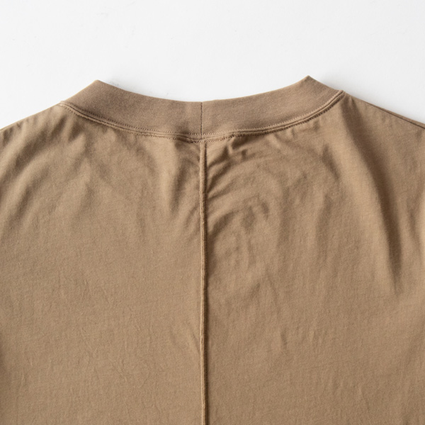 前中心と後中心を接ぎの仕様に(BEIGE)