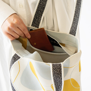 ニットトートバッグ 別注STONE／TRICOTE（トリコテ）｜愛着を持って