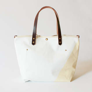 裏側(MILK/WHITE×BROWN) 裏側(MILK/WHITE×BROWN)
