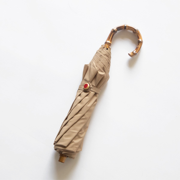 晴雨兼用折りたたみ傘　バンブーハンドル	BEIGE