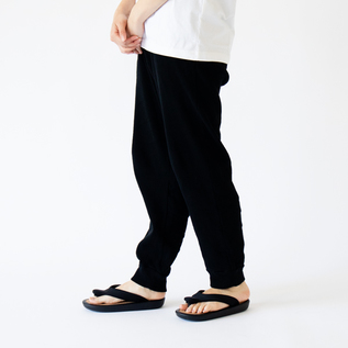 OJOJO 01 コルクサンダル／OJOJO NAITO（オジョジョナイトウ）｜愛着を