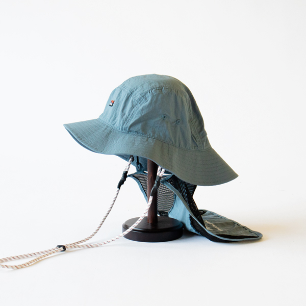 LIGHT BLUE���󥷥����ɥϥå�