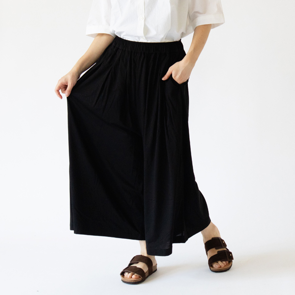 身長162cm・BLACK