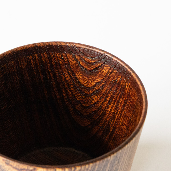 木目が見える拭き漆