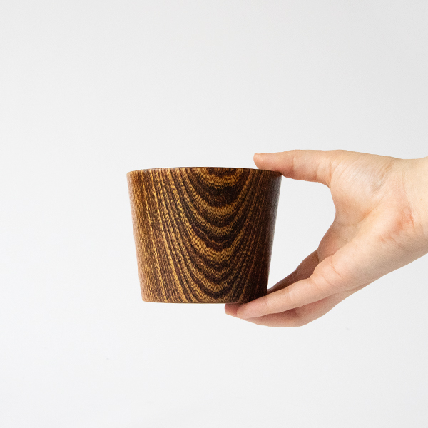 女性が片手で持てるサイズ（拭き漆/生漆）