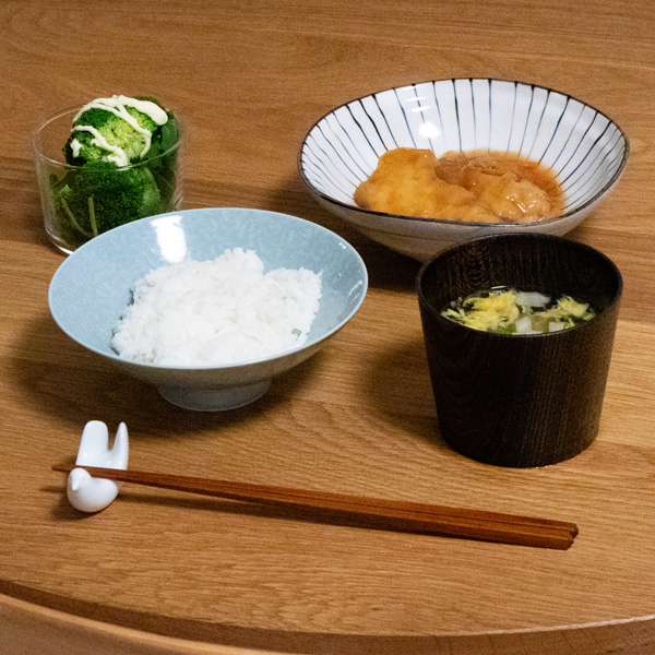 お味噌汁やインスタントスープを入れて（拭き漆/黒漆）