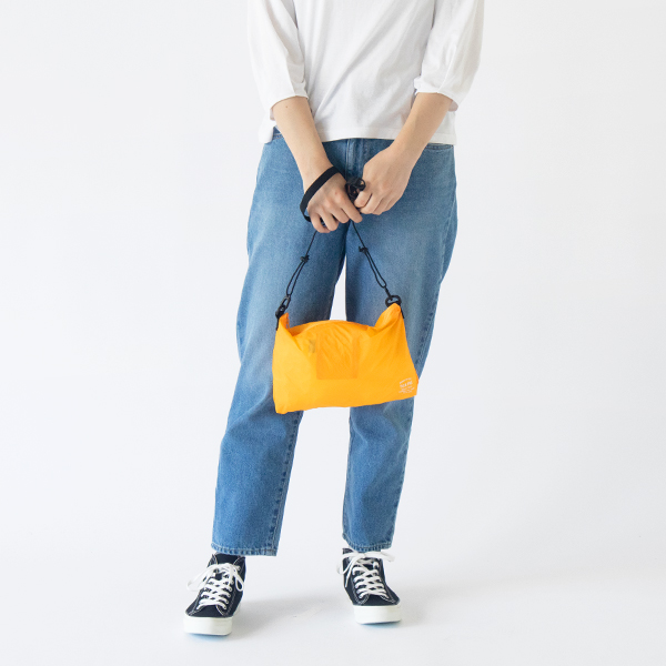 身長162cm(YELLOWISH ORANGE)