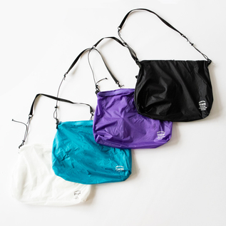 ULTIMATE LIGHT SHOULDER BAG