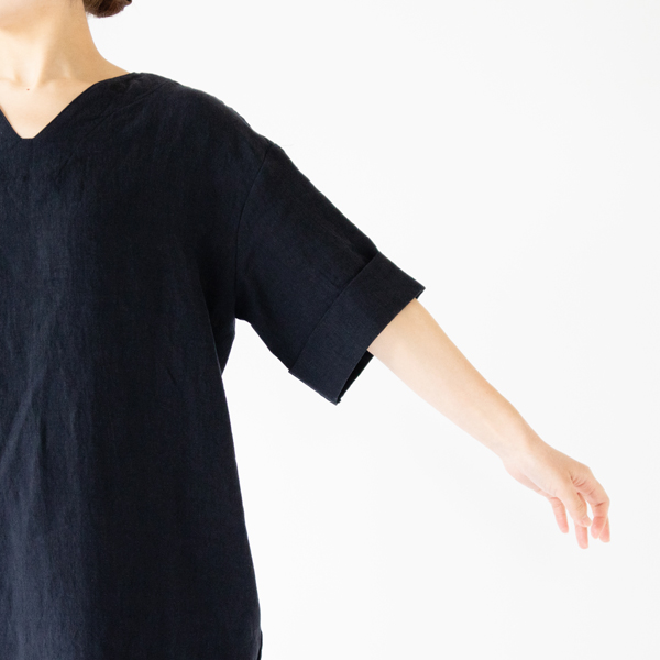 短すぎない5分丈(NAVY・身長162cm)