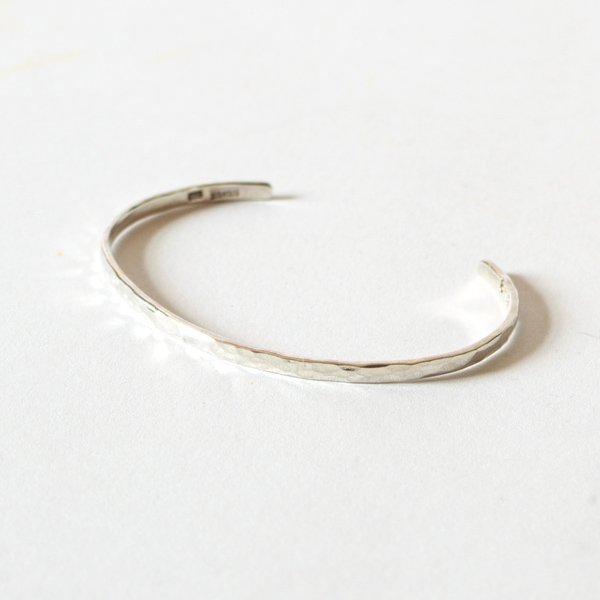 ナバホバングル(HAMMERED SIZE S)