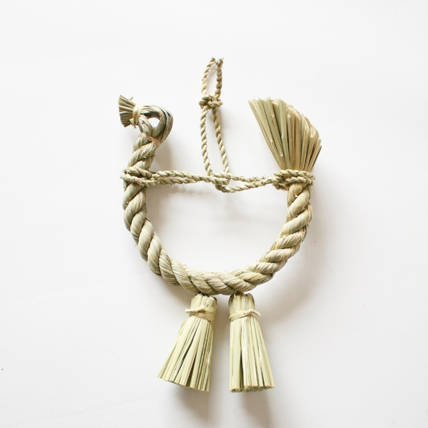 ���Ӥ������