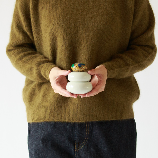 直径約8cmの小さな鏡餅 直径約8cmの小さな鏡餅