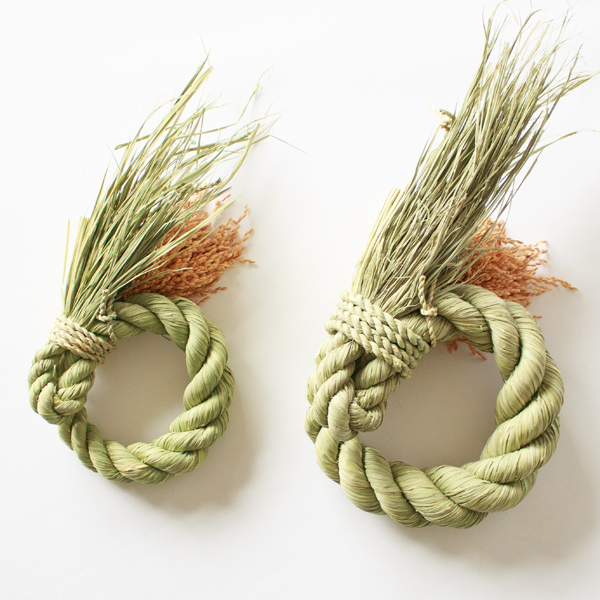 左:円満小、右:円満大 左:円満小、右:円満大