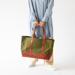 fabricaトートL 0001 khaki／6SHiKi（ロクシキ）｜愛着を持ってずっと