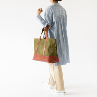 fabricaトートL 0001 khaki／6SHiKi（ロクシキ）｜愛着を持ってずっと