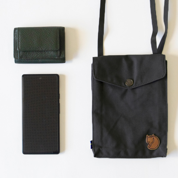 貴重品ショルダー(DARK GREY)