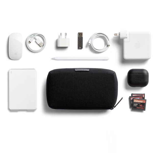 Tech Kit ポーチ(Black)
