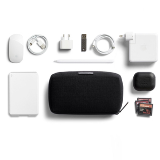Tech Kit ポーチ(Black) Tech Kit ポーチ(Black)