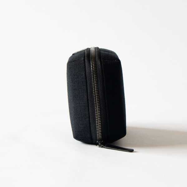 Tech Kit ポーチ(Black)