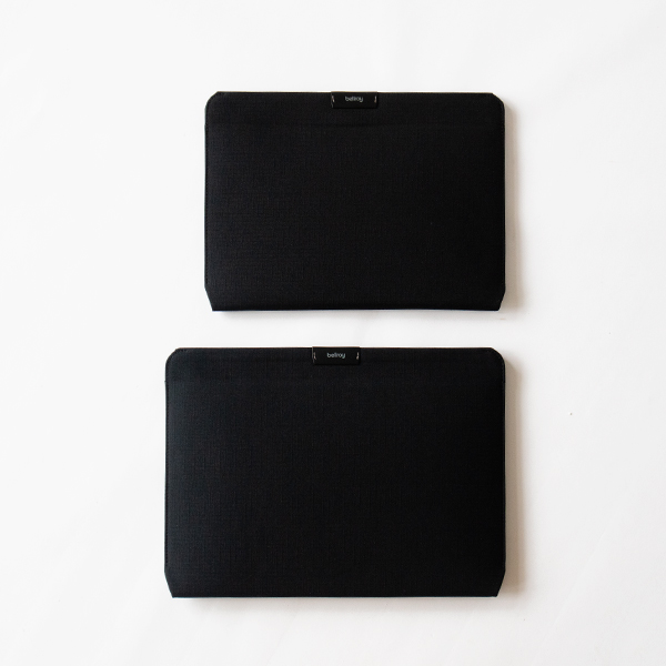 上：14インチ Black、下：16インチ Black