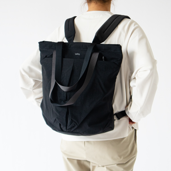 トートバッグとバックパックの2WAY(Black・身長160cm)