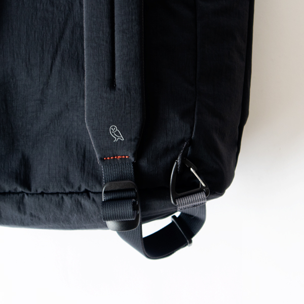 クリップで装着してバックパックとして(Black)
