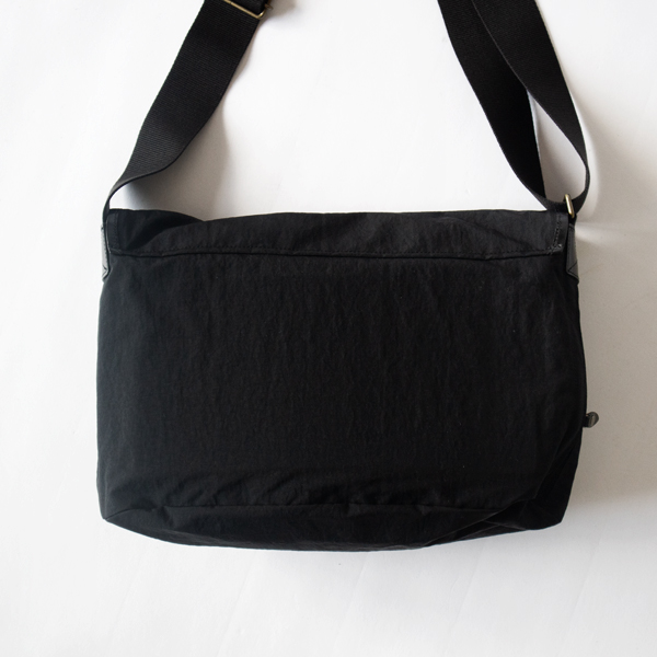 ナイロンタッサー フラップショルダーバッグ(BLACK) ナイロンタッサー フラップショルダーバッグ(BLACK)