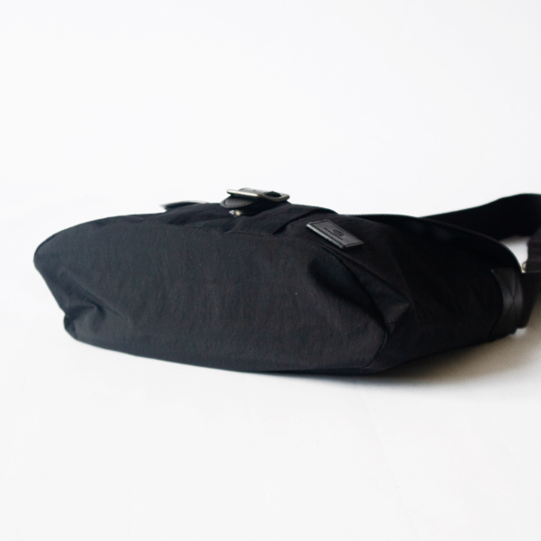 ナイロンタッサー フラップショルダーバッグ(BLACK) ナイロンタッサー フラップショルダーバッグ(BLACK)